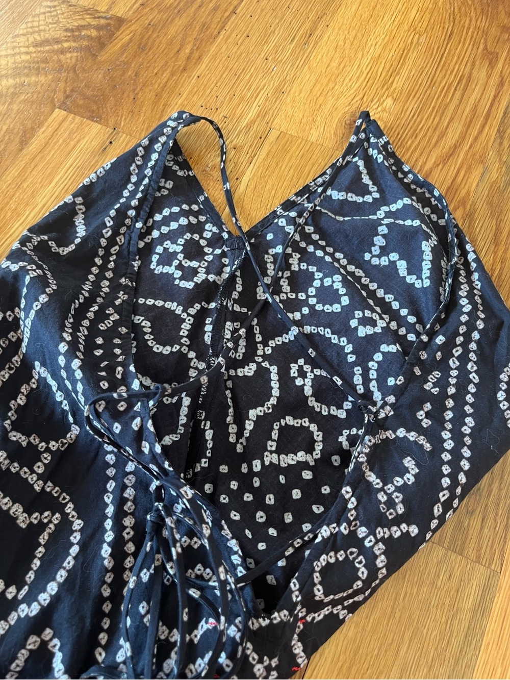 XiRENA Black Cotton Maggie Halter Maxi Dress Bandhani Print S - Picture 4 of 9
